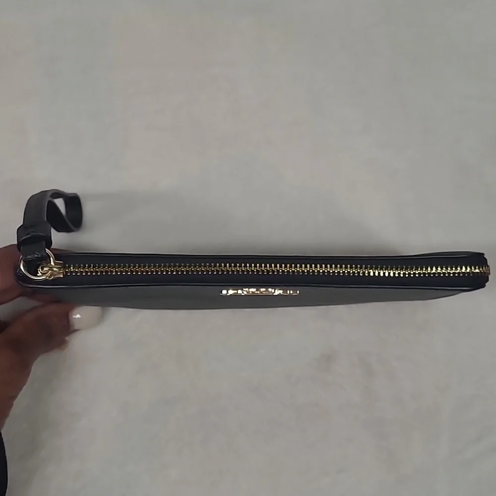 Coach Pebble Black Wristlet - Picture 2 of 12